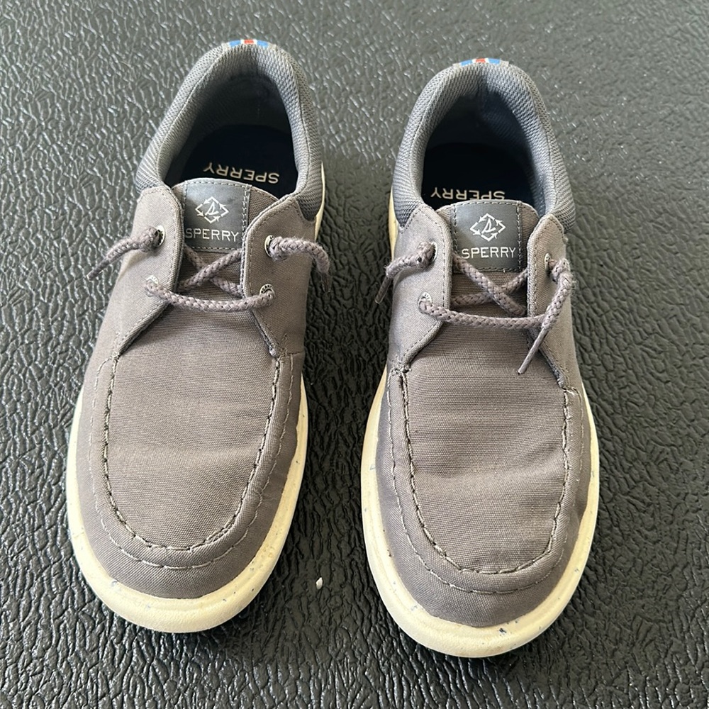Sperry grey boat shoes/docksiders
